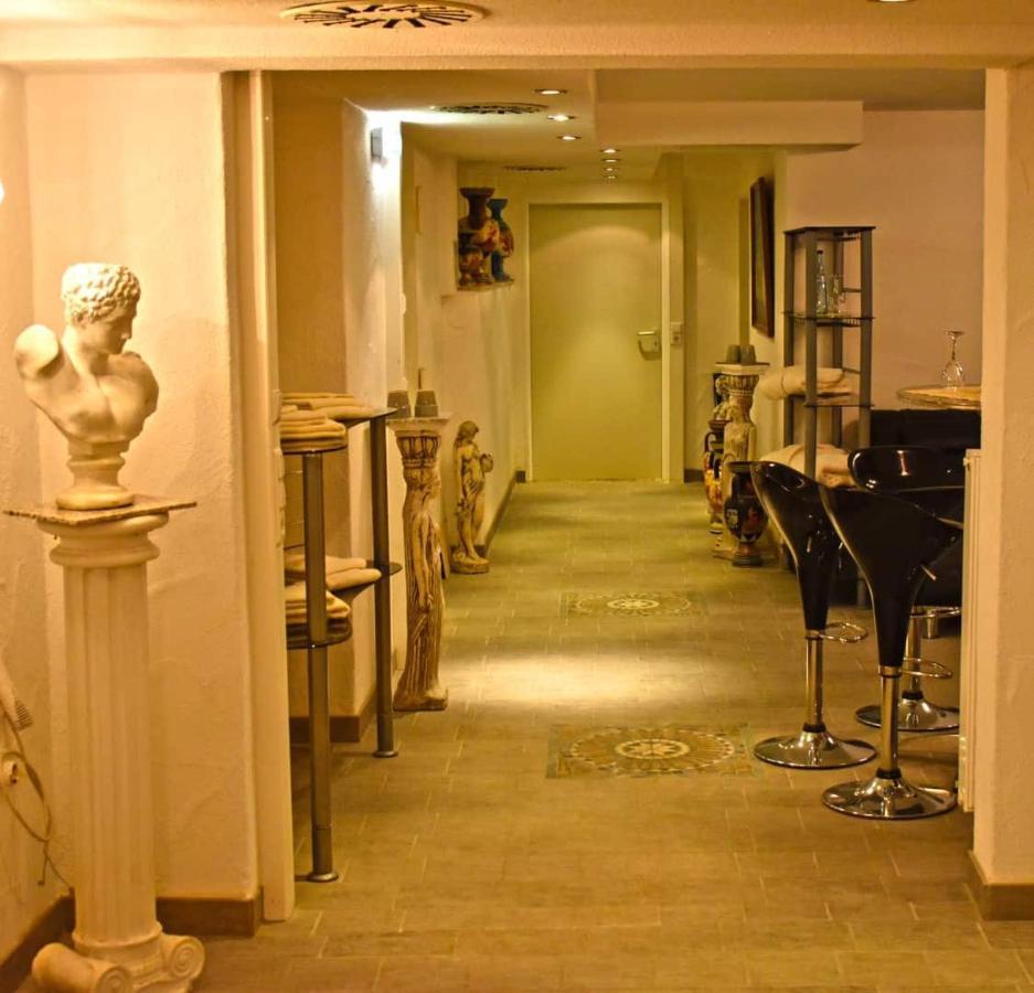 Hotel Und Restaurant Nehrener Hof Eksteriør billede