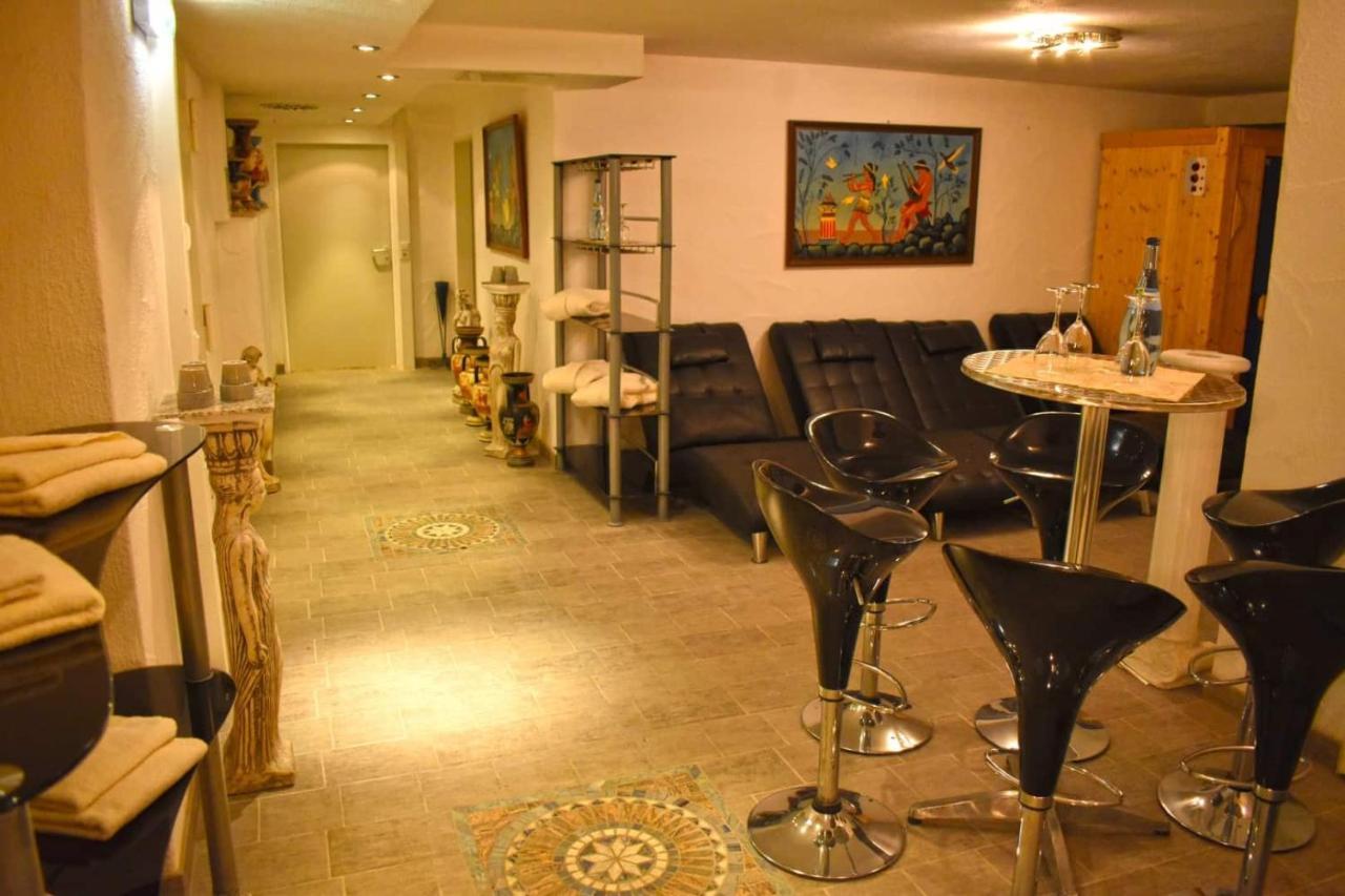 Hotel Und Restaurant Nehrener Hof Eksteriør billede